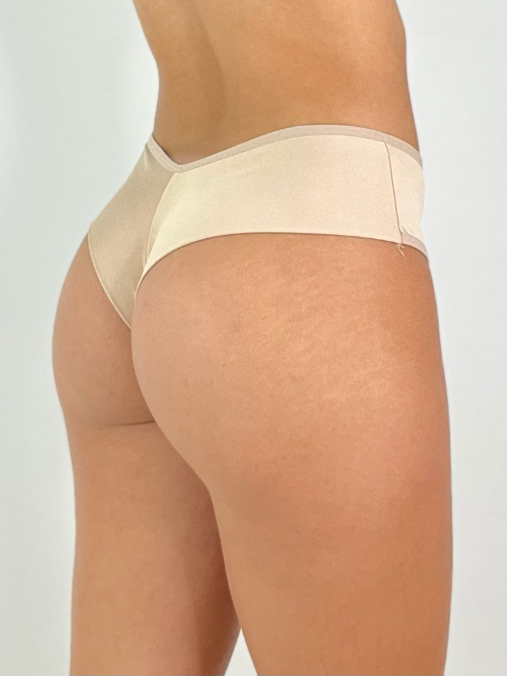 Calcinha Sem Costura Empina e Realça Bumbum (Compre 5 Leve 10)